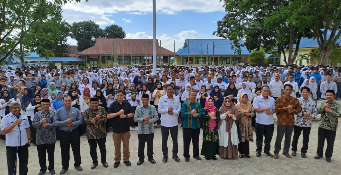 Sosialisasi Bapak Kadis Dikbud Prov. Sultra di SMA Neg. 4 Kendari, dengan Tema : Tolak Intoleransi, Radikalisme, dan Terorisme