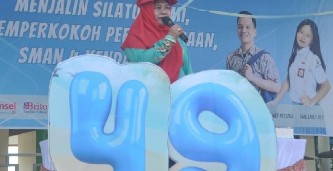 Anniversary SMAN 4 Kendari ke.49 "Unggul & Berprestasi"